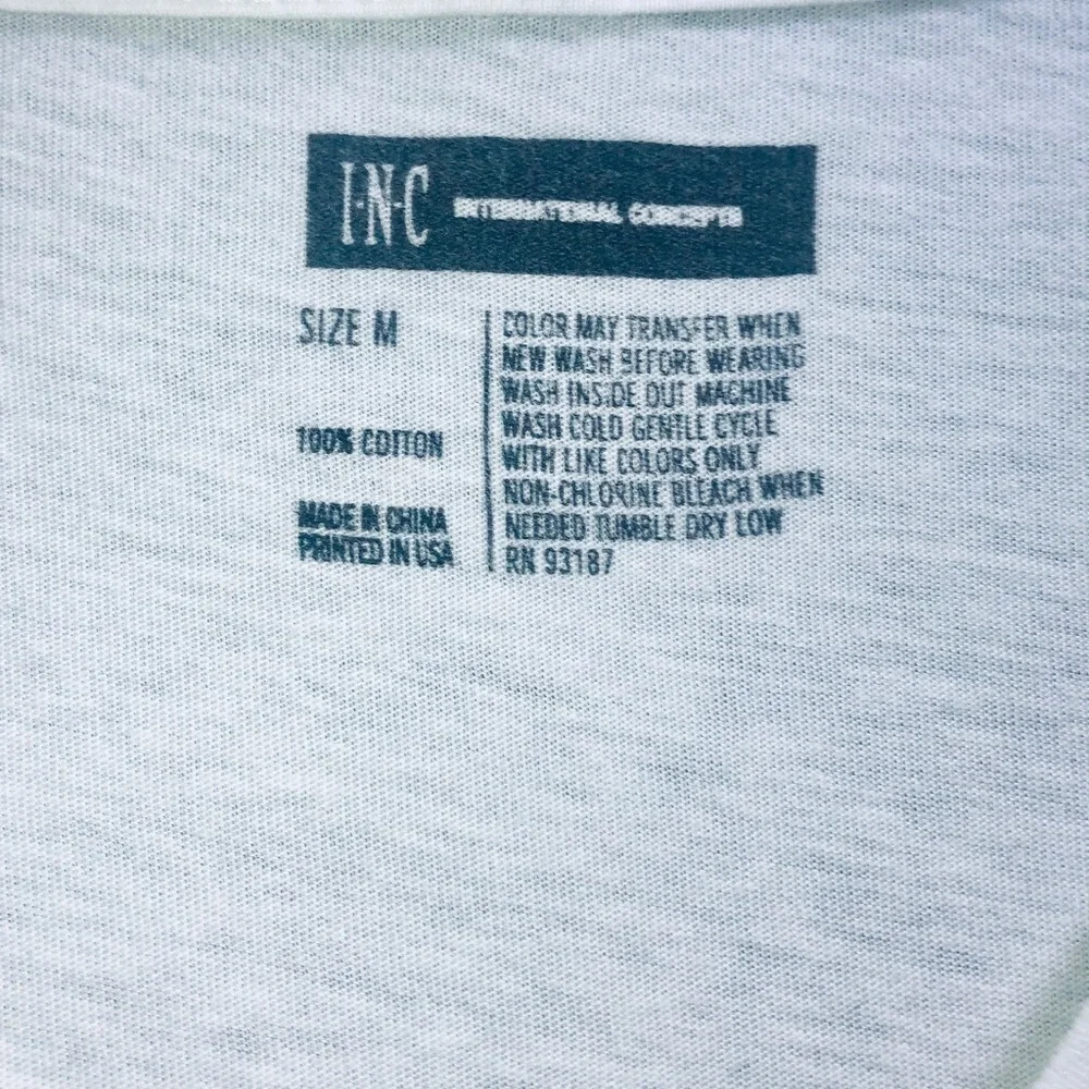 Y2K INC mens Graphic printed V-neck short sleeve tee